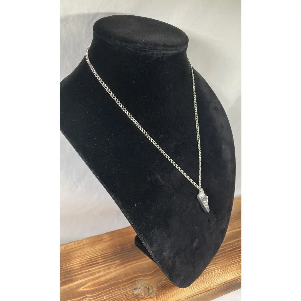 VTG Avon Pewter 1979 Fast Track Shoe Pendant Chain Necklace 20.5”